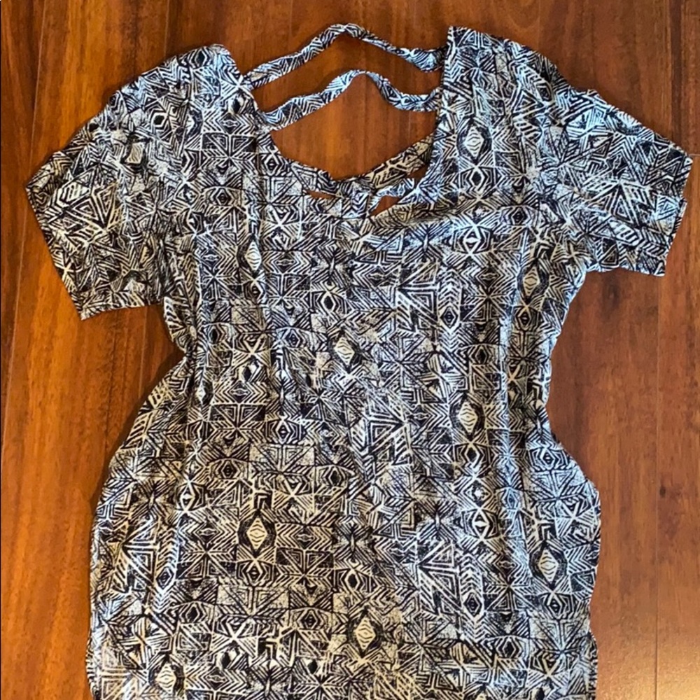 🥶 3 for $20!! 🥶 Top